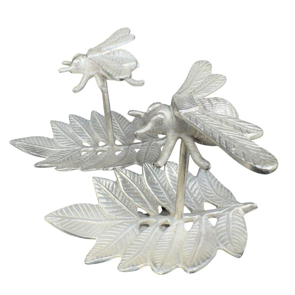 Vintage Queen Bee Wall Having Wall Decor Metal Wall Art Set 2 Bee On Leafs Decor